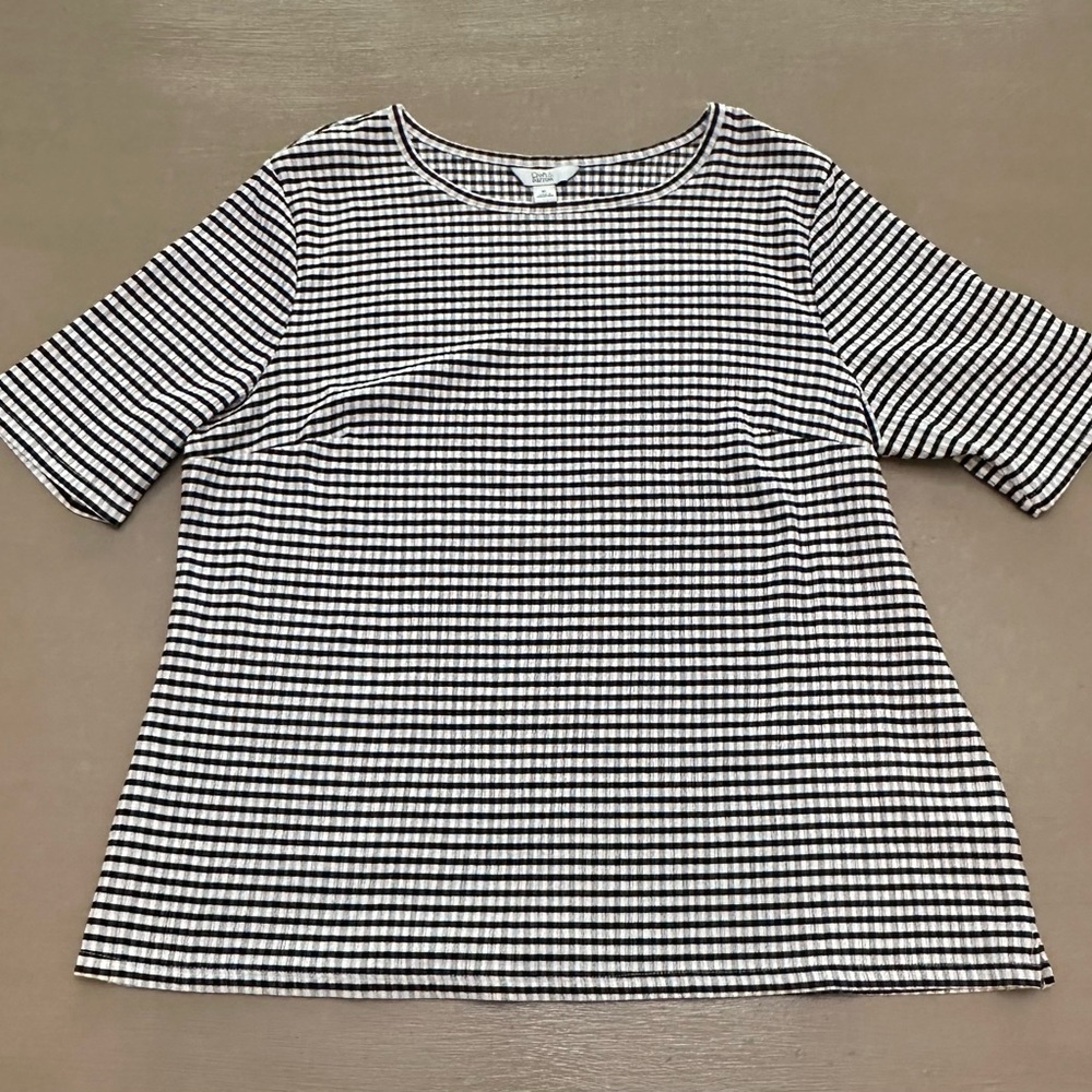 Croft & Barrow Black and White Striped Women's Tee